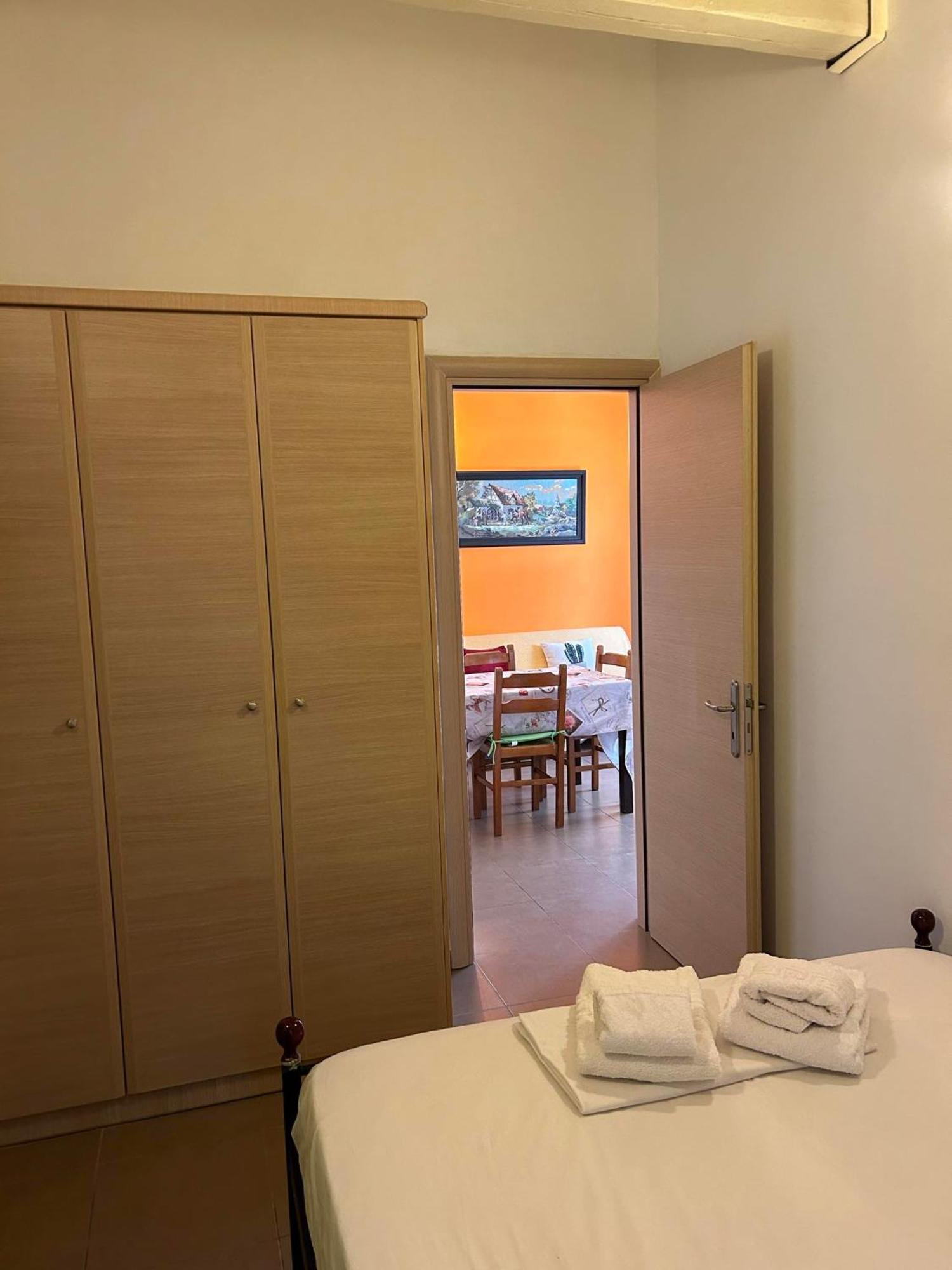 Paralia Irion Sofia Apartments מראה חיצוני תמונה