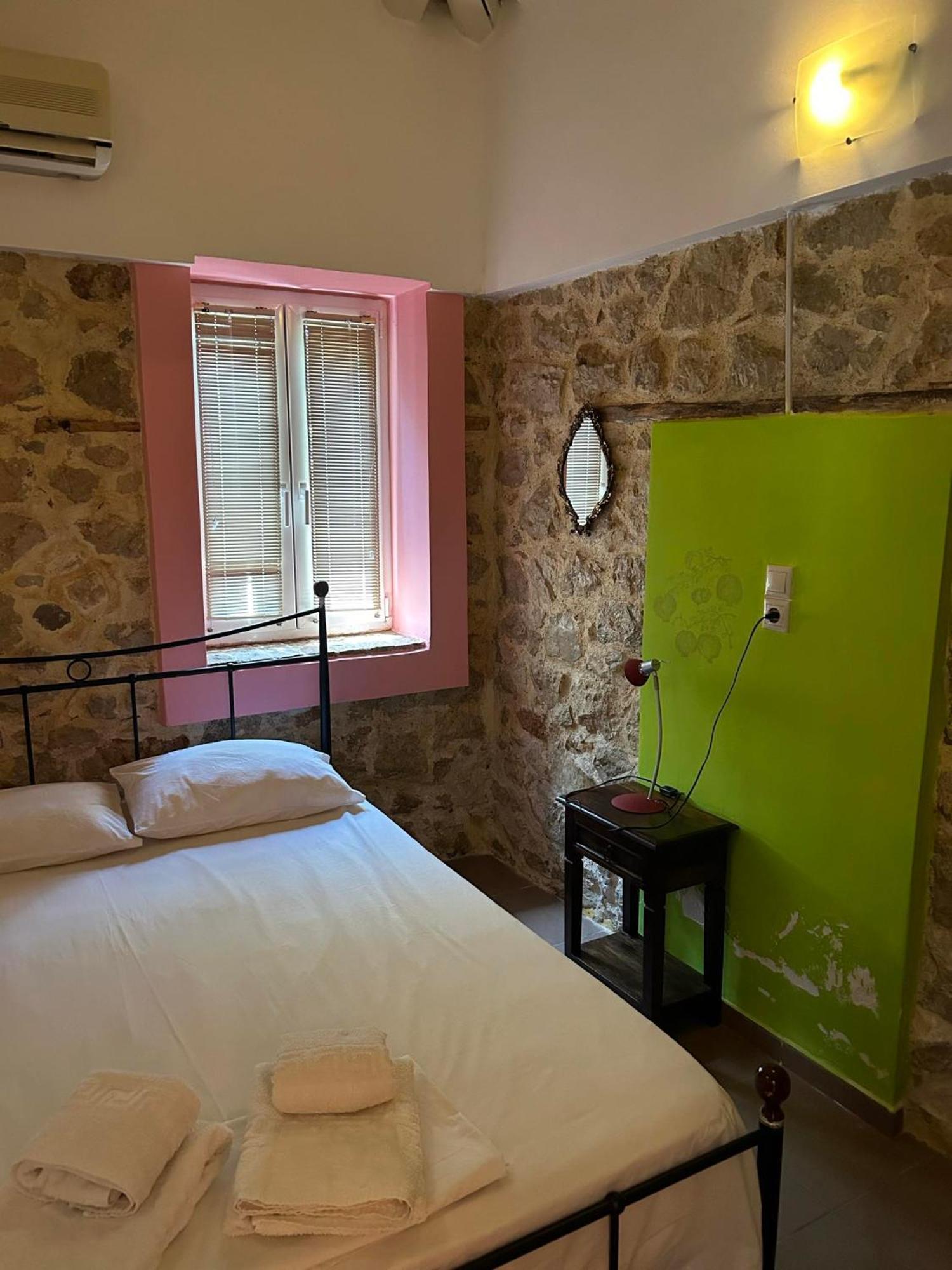 Paralia Irion Sofia Apartments מראה חיצוני תמונה